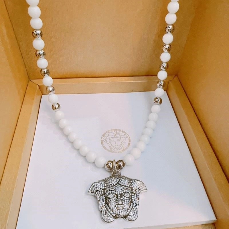 Versace Necklaces Packable 208371