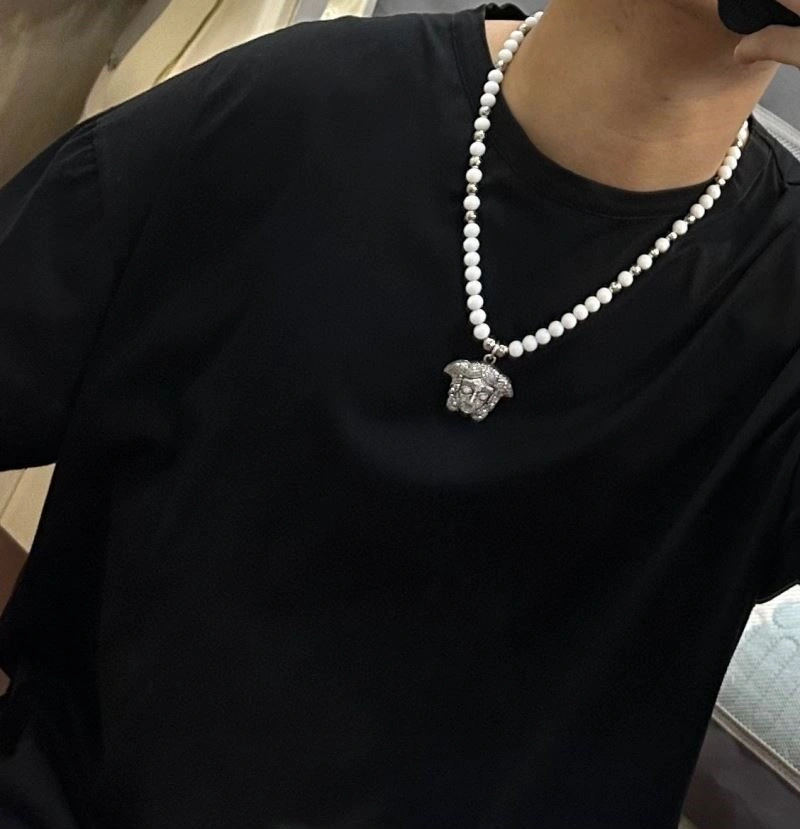 Versace Necklaces Packable 208371
