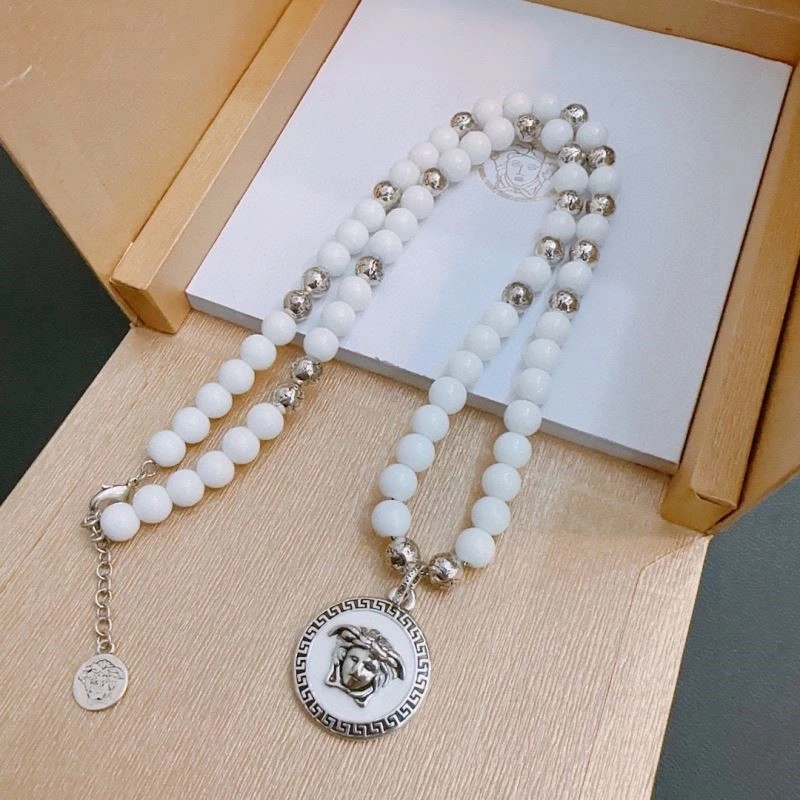 HighPerformance Versace Necklaces 208360