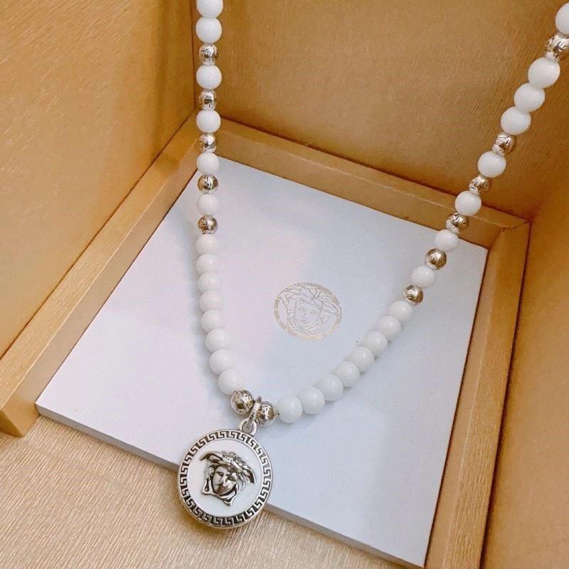 HighPerformance Versace Necklaces 208360
