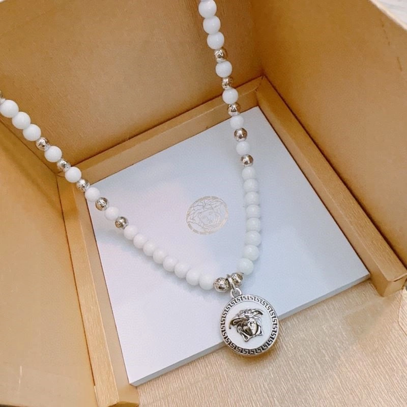HighPerformance Versace Necklaces 208360