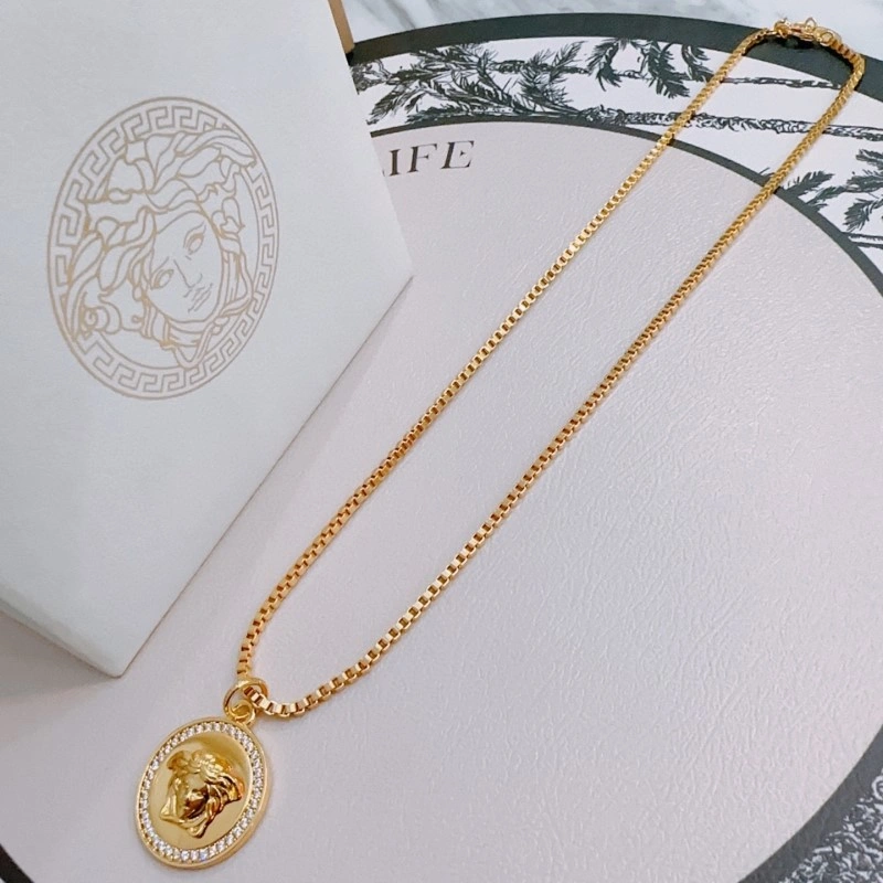 MoistureWicking Versace Necklaces 207666