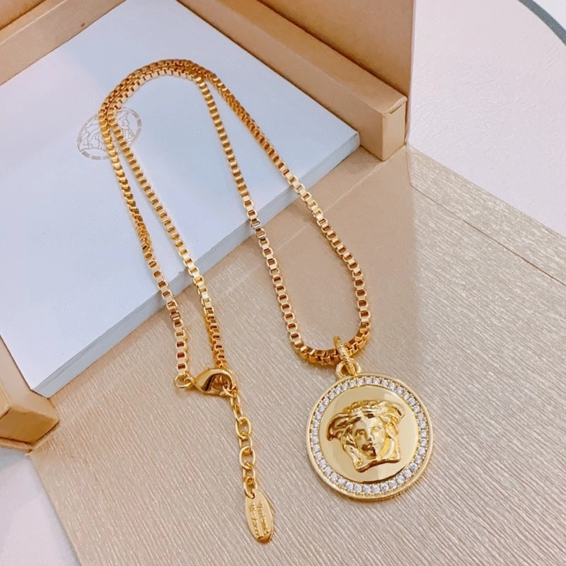 MoistureWicking Versace Necklaces 207666