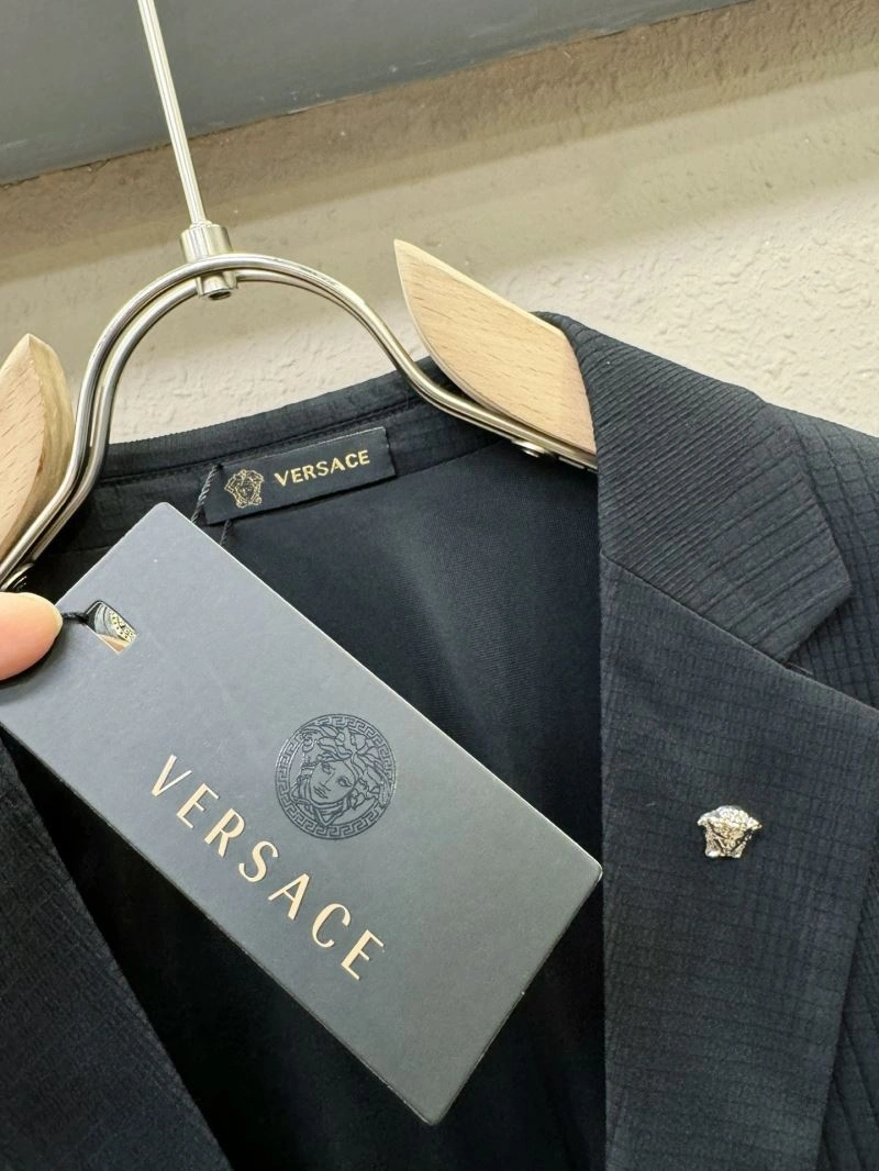 Reliable Versace Outwear 175202