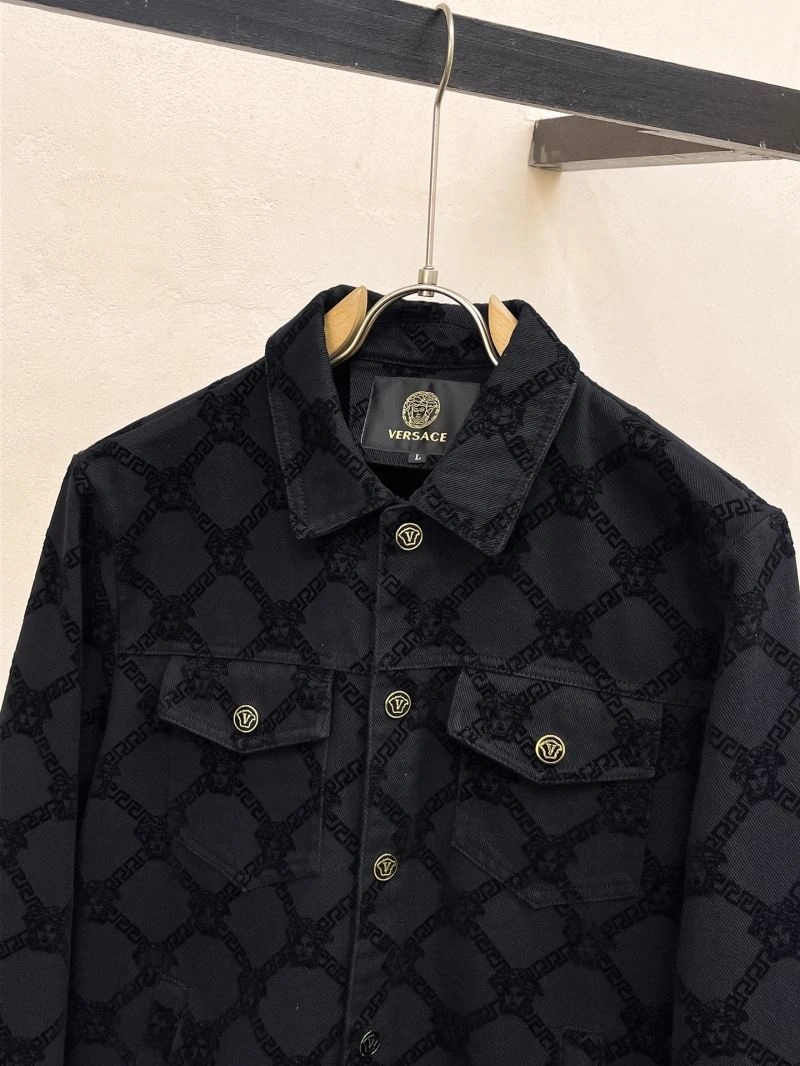 Cozy Versace Outwear 175198
