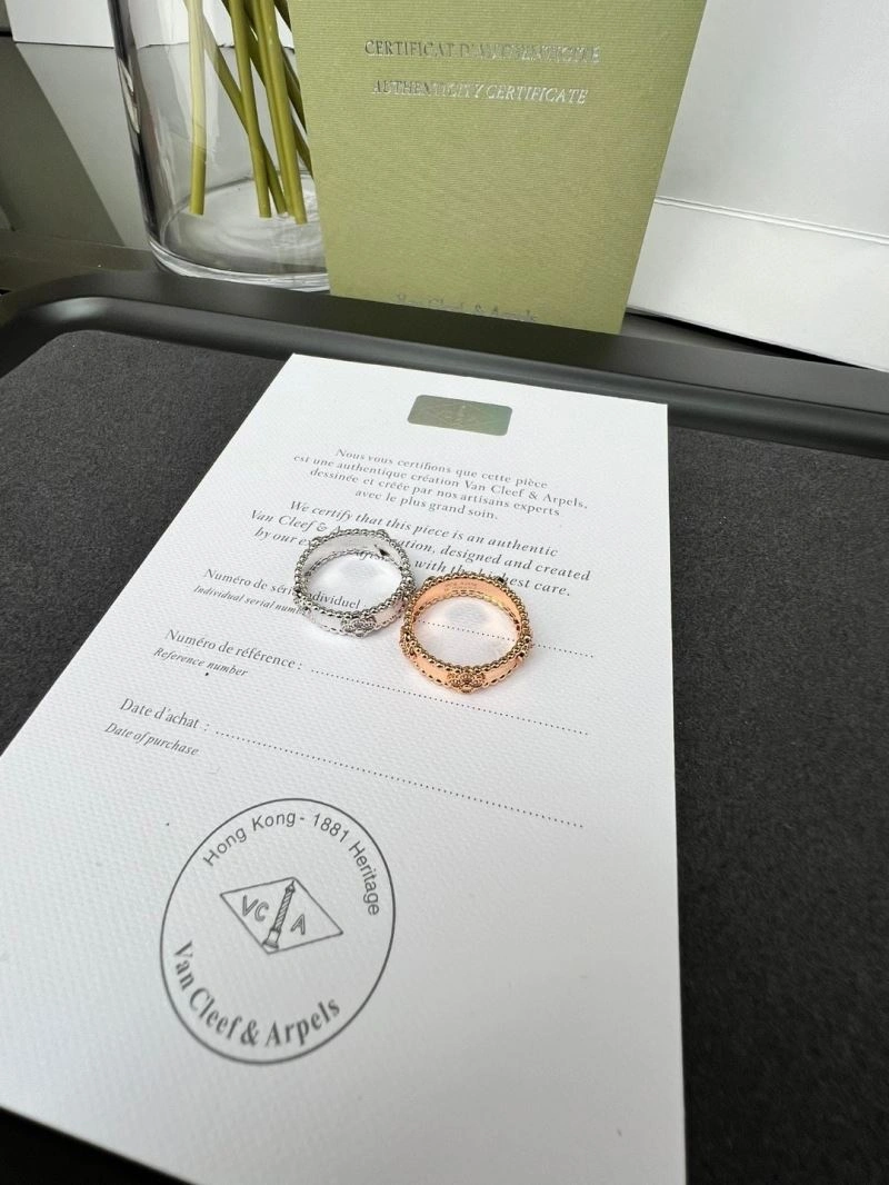 Sophisticated Versace Rings 211610