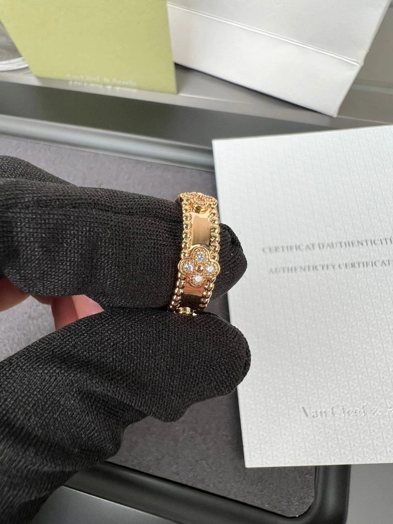 Sophisticated Versace Rings 211610