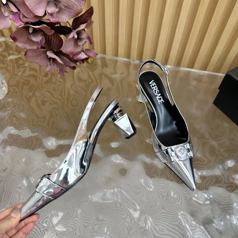 Casual Versace Sandals 37390