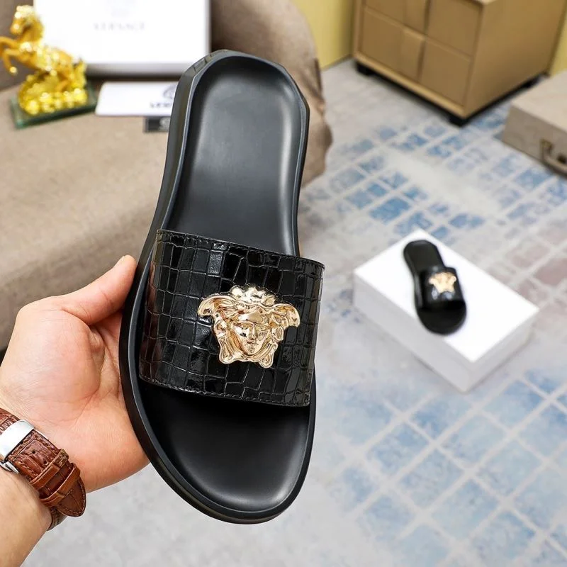 WrinkleFree Versace Slippers 37265