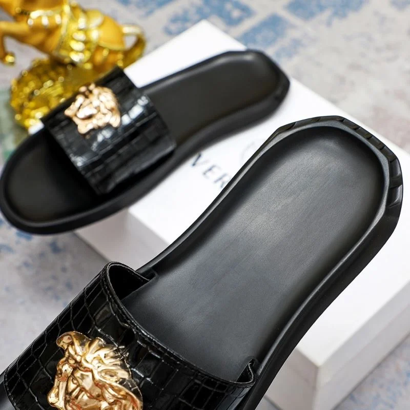 WrinkleFree Versace Slippers 37265