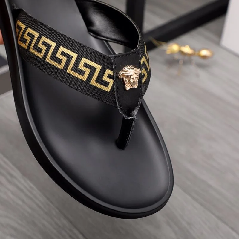 Versace Slippers Premium 37237