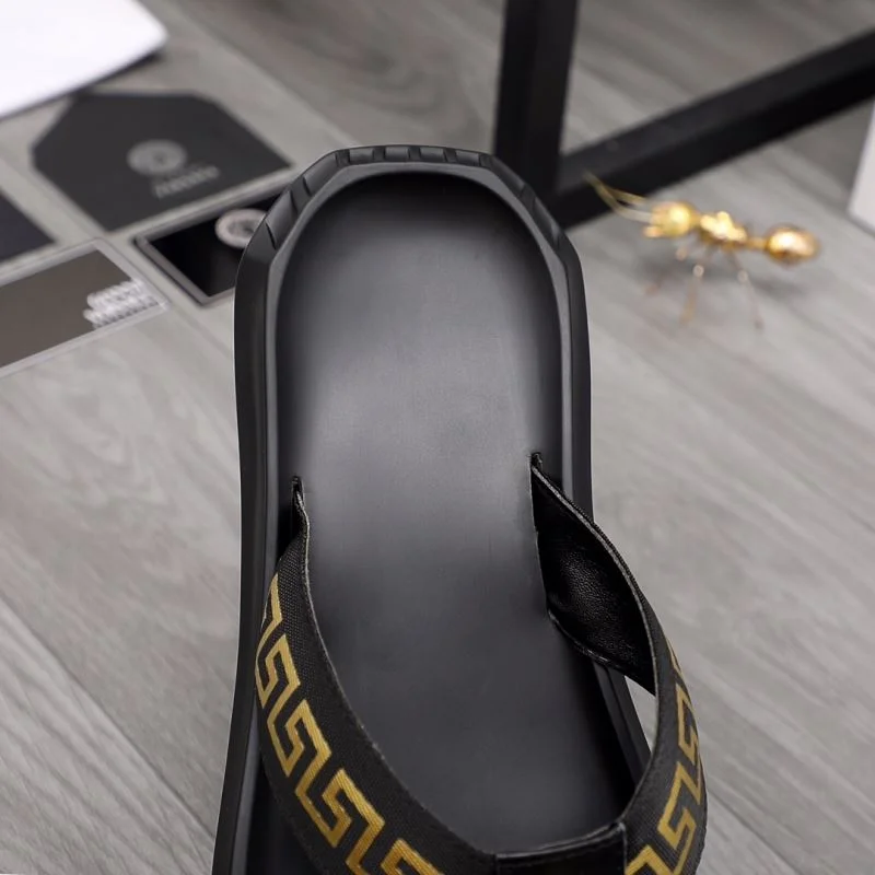 Versace Slippers Premium 37237