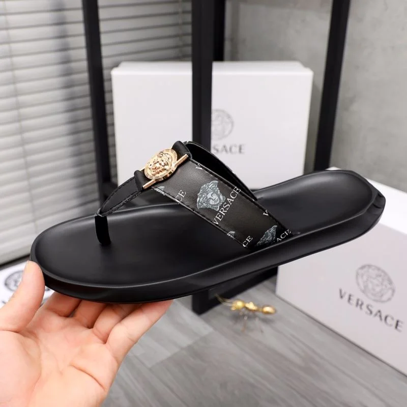 Versace Slippers Timeless 37238