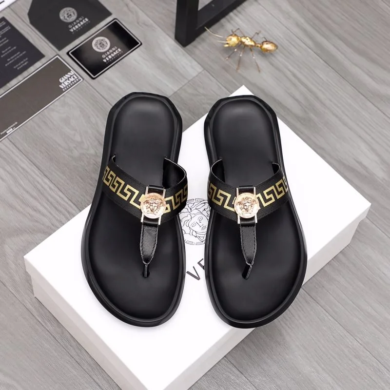 Versace Slippers Breathable 37244