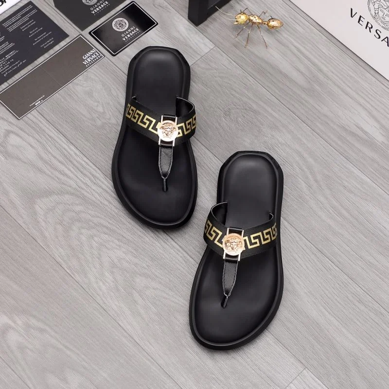 Versace Slippers Breathable 37244