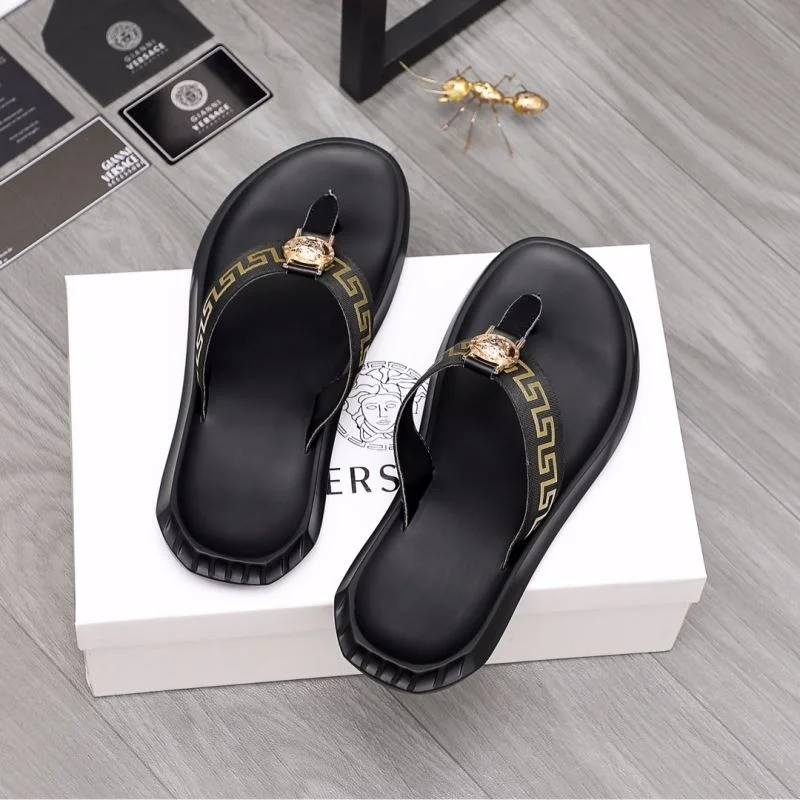 Versace Slippers Breathable 37244