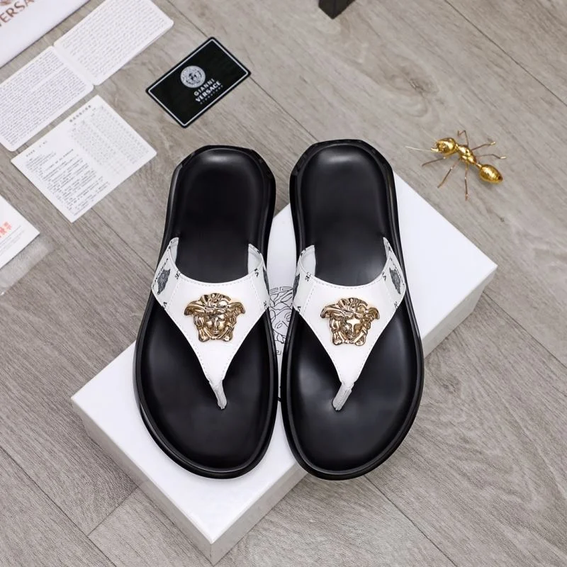 Versace Slippers EasyCare 37251