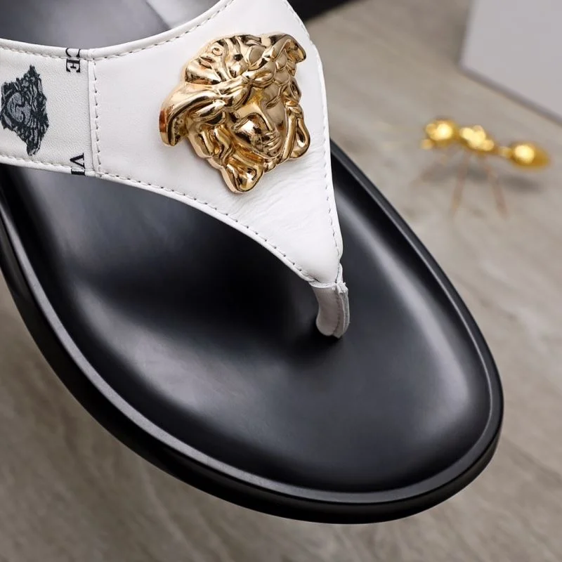 Versace Slippers EasyCare 37251