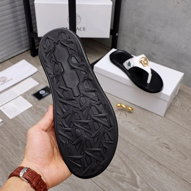 Versace Slippers EasyCare 37251