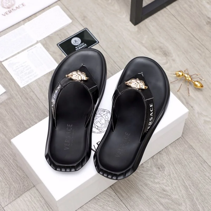 Versace Slippers DailyWear 37252