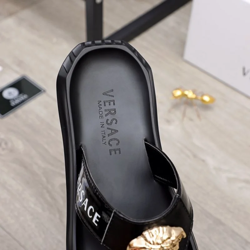 Versace Slippers DailyWear 37252