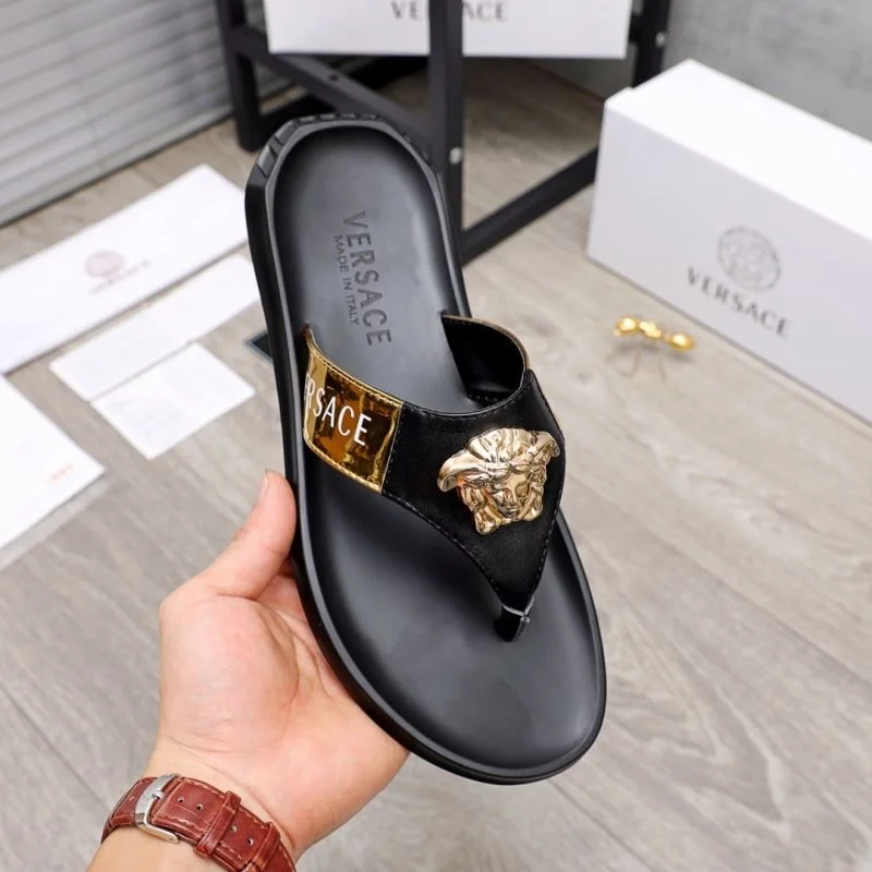 Durable Versace Slippers 37257
