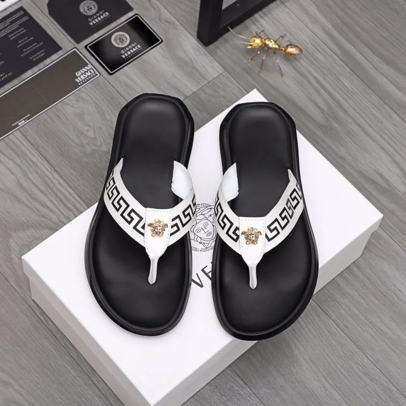 Versace Slippers UrbanStyle 37234