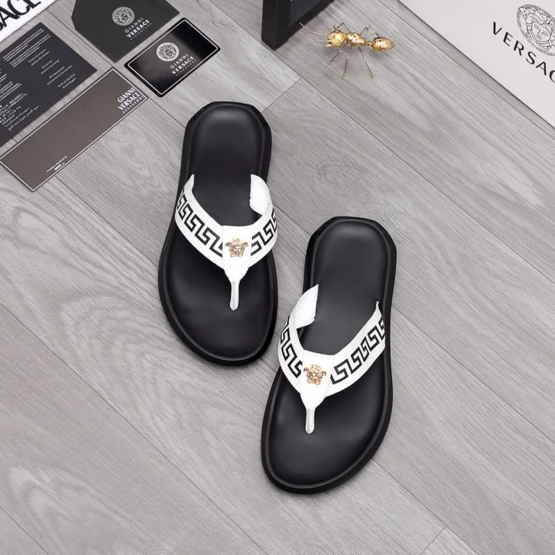 Versace Slippers UrbanStyle 37234