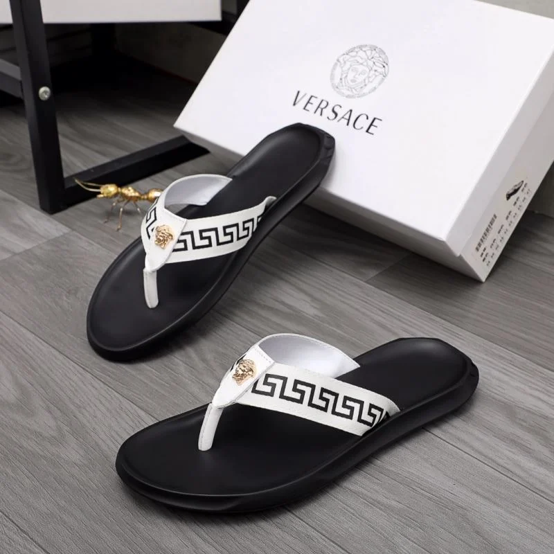 Versace Slippers UrbanStyle 37234