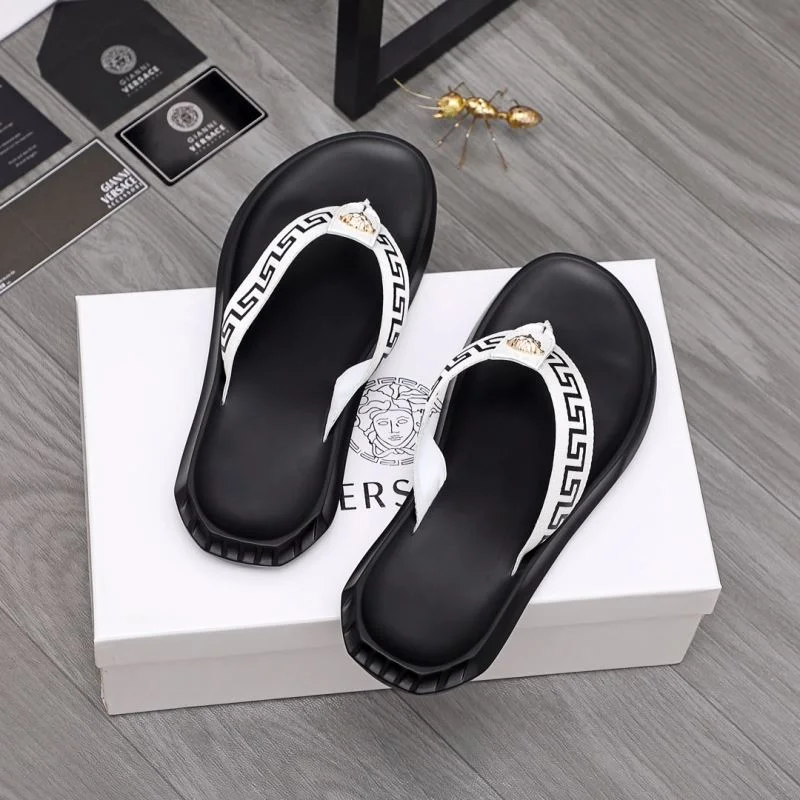 Versace Slippers UrbanStyle 37234