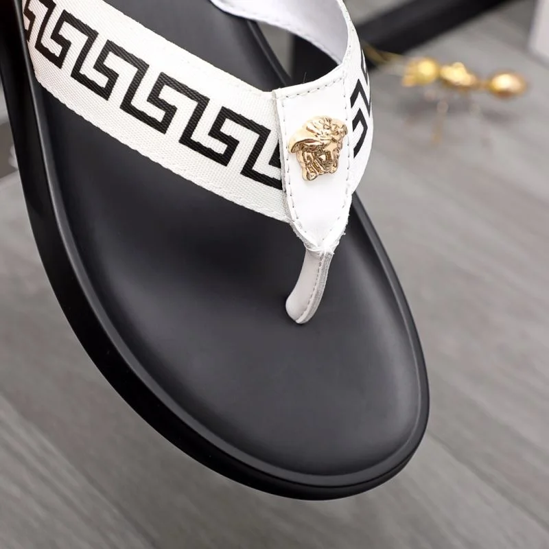 Versace Slippers UrbanStyle 37234