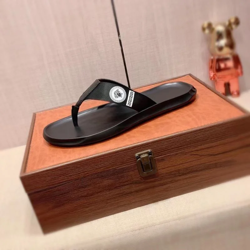 Versace Slippers Resilient 37231