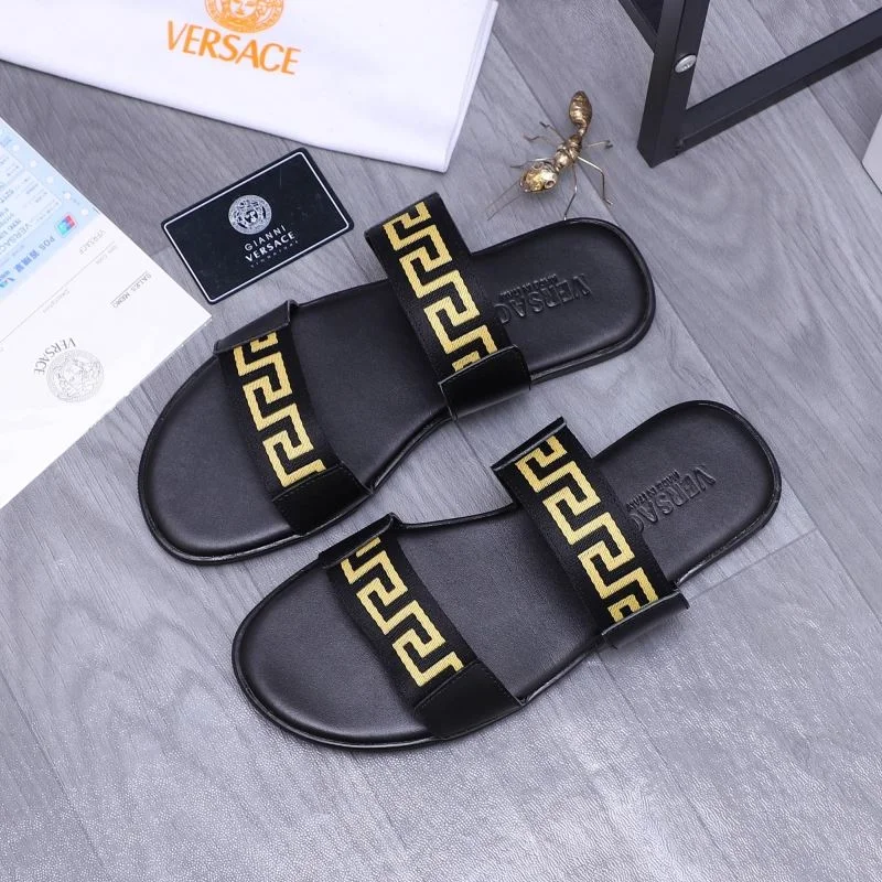 Neat Versace Slippers 37226