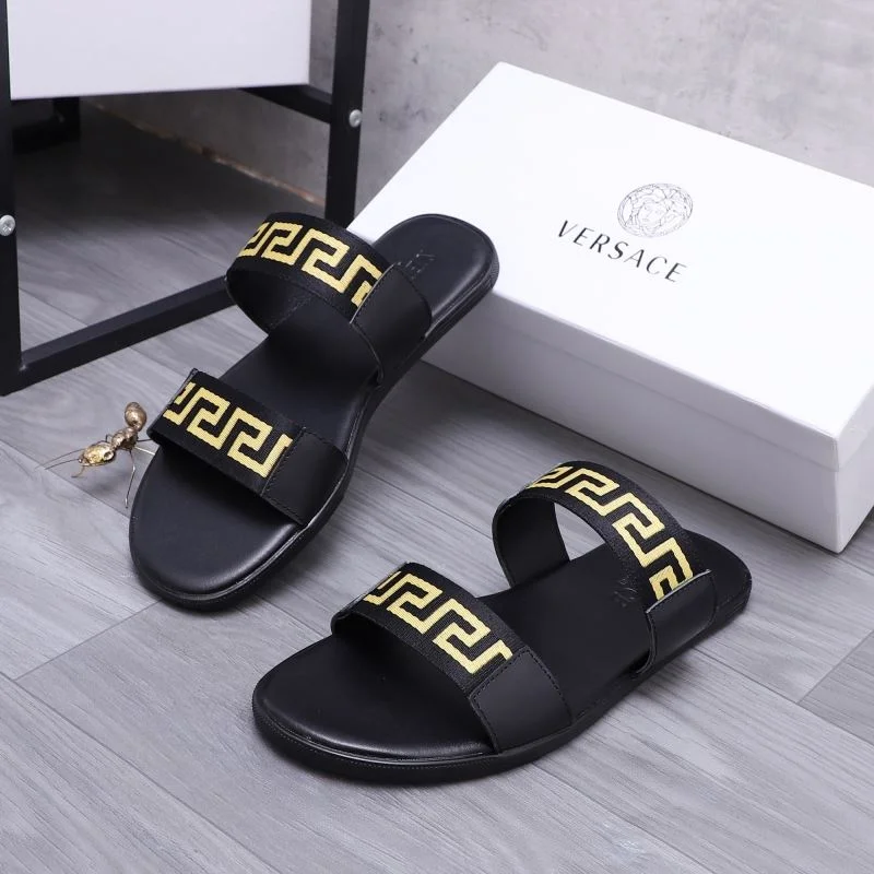 Neat Versace Slippers 37226