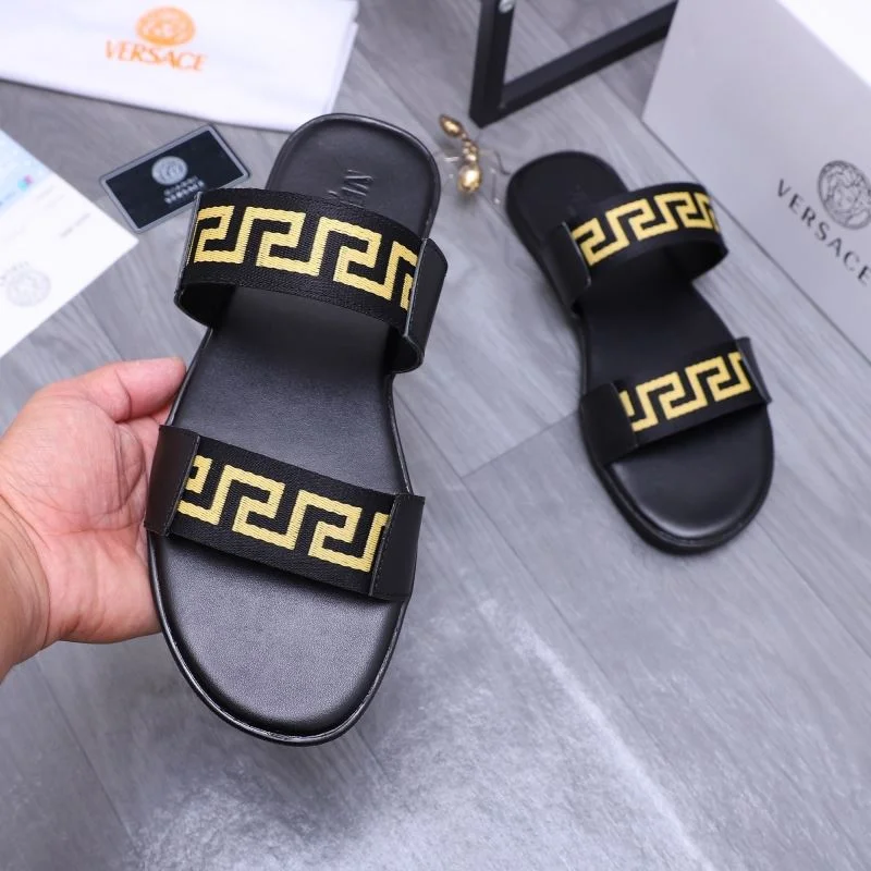 Neat Versace Slippers 37226