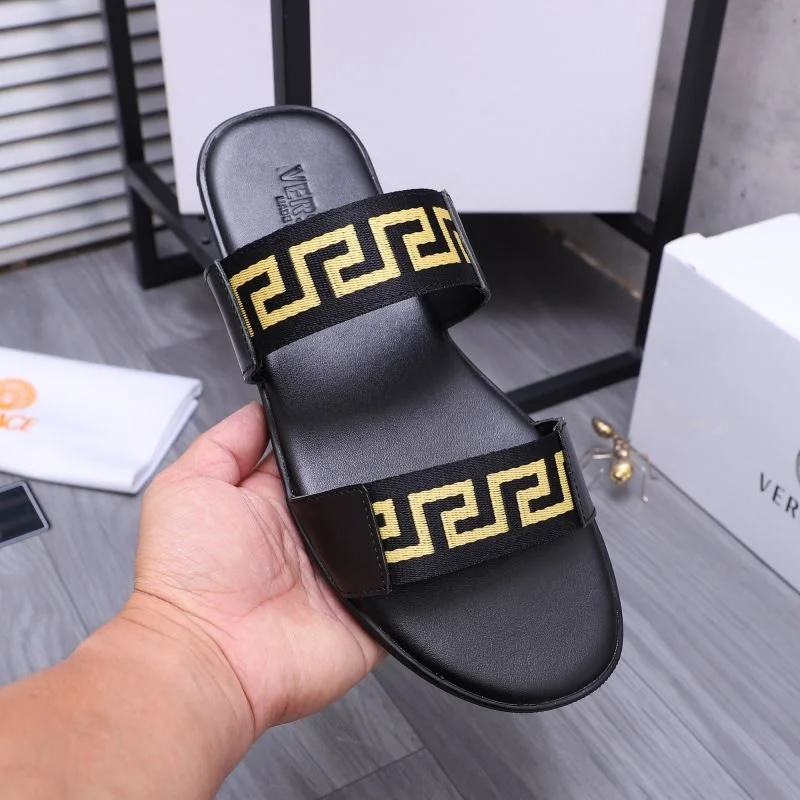 Neat Versace Slippers 37226