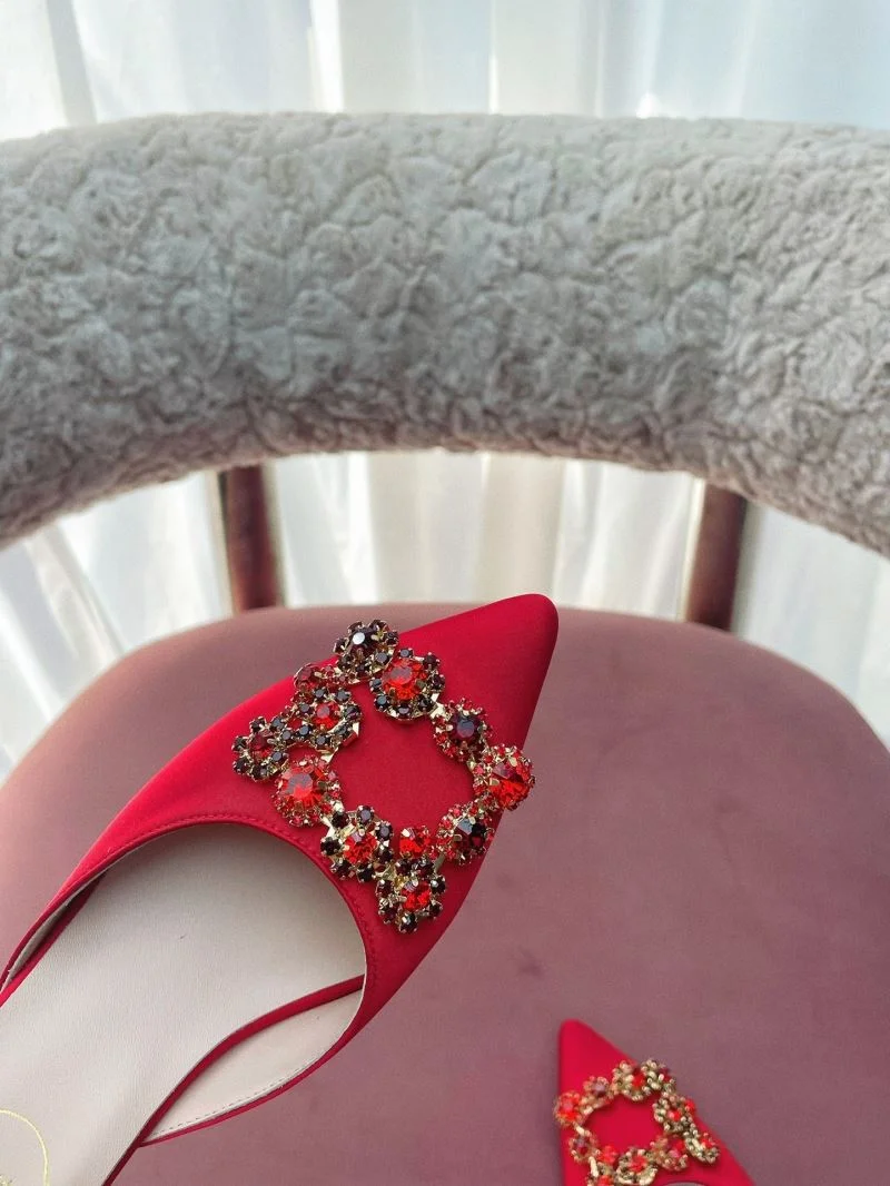 Minimalist Versace Slippers 37431
