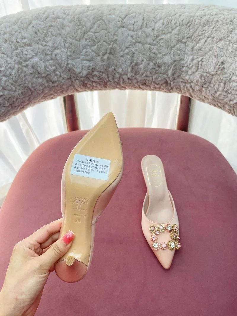 Elegant Versace Slippers 37430