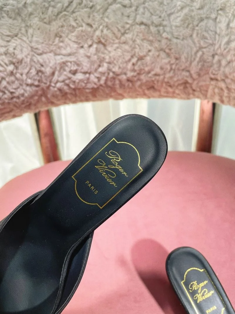 Versace Slippers MultiPurpose 37426