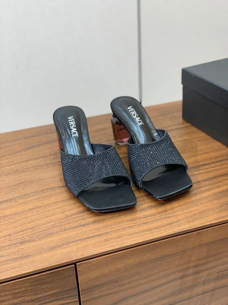 Reliable Versace Slippers 37425