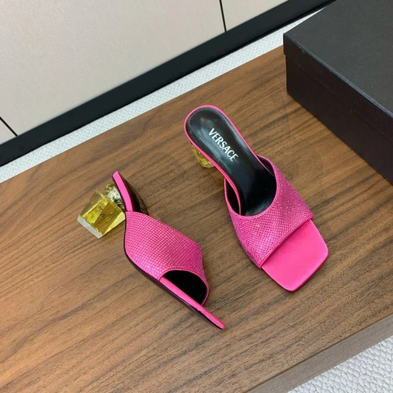 Versace Slippers Minimalist 37429