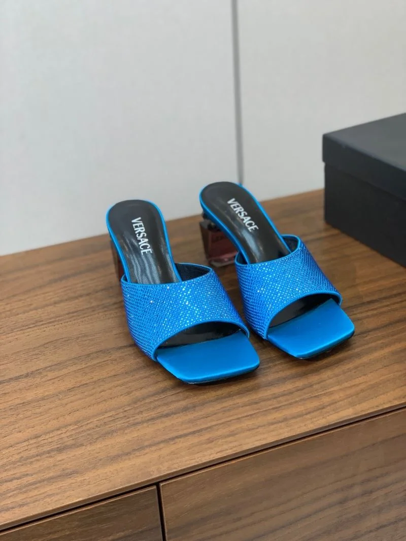 Durable Versace Slippers 37422