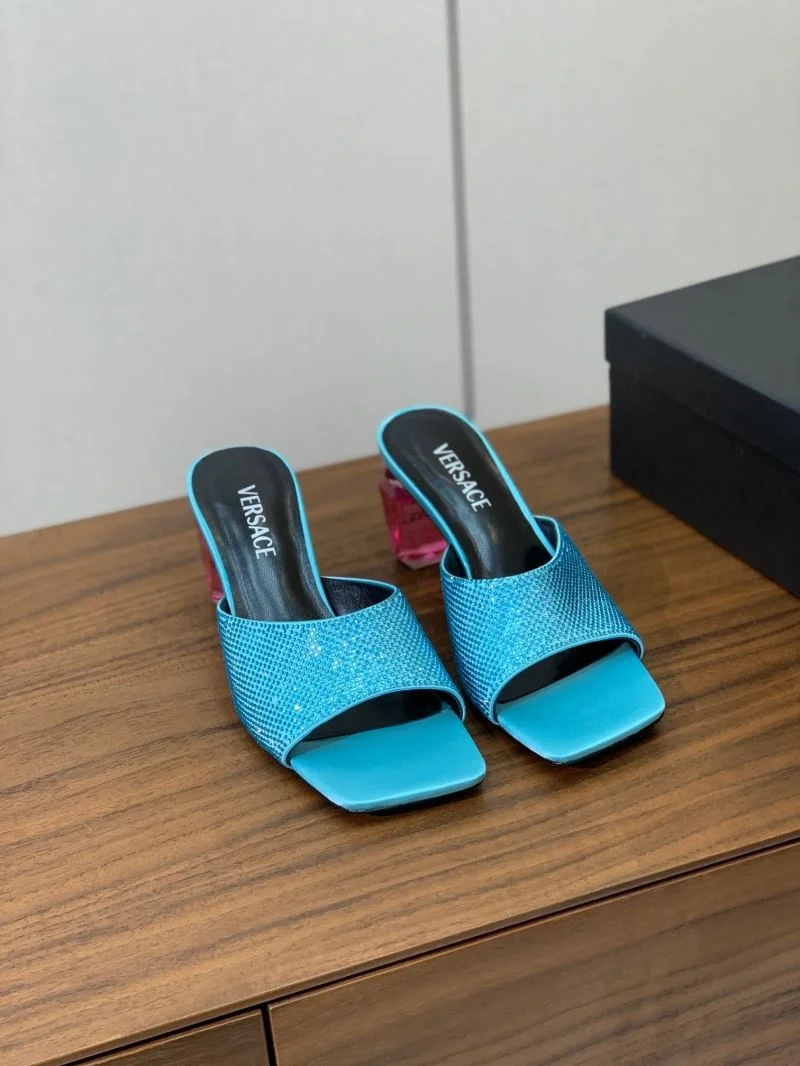 Effortless Versace Slippers 37409
