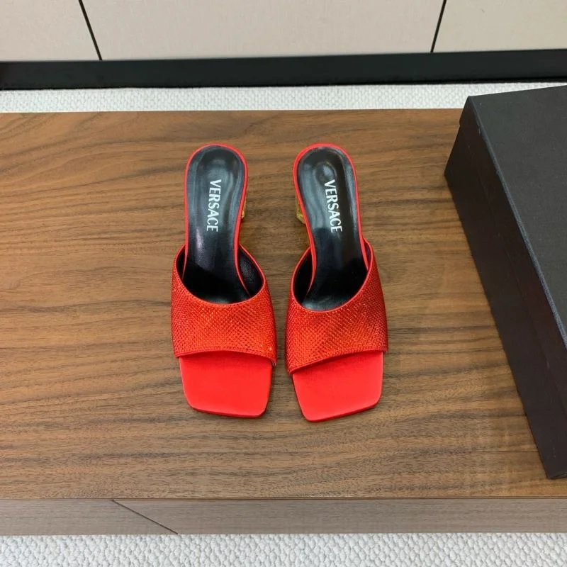 Versace Slippers Durable 37415