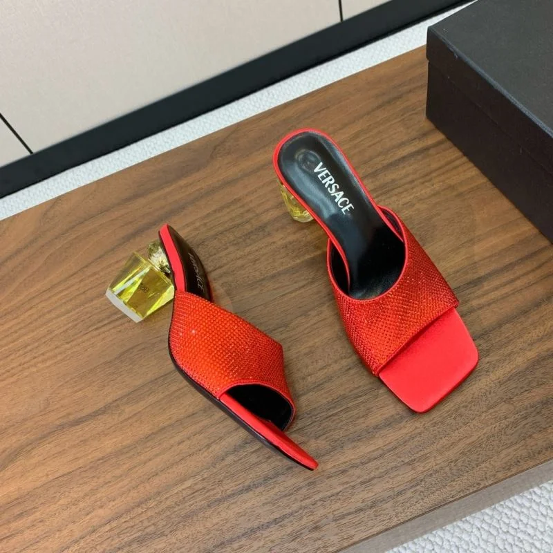 Versace Slippers Durable 37415