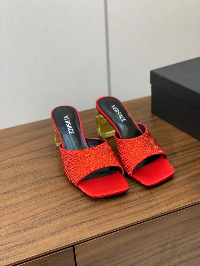 Versace Slippers Durable 37415