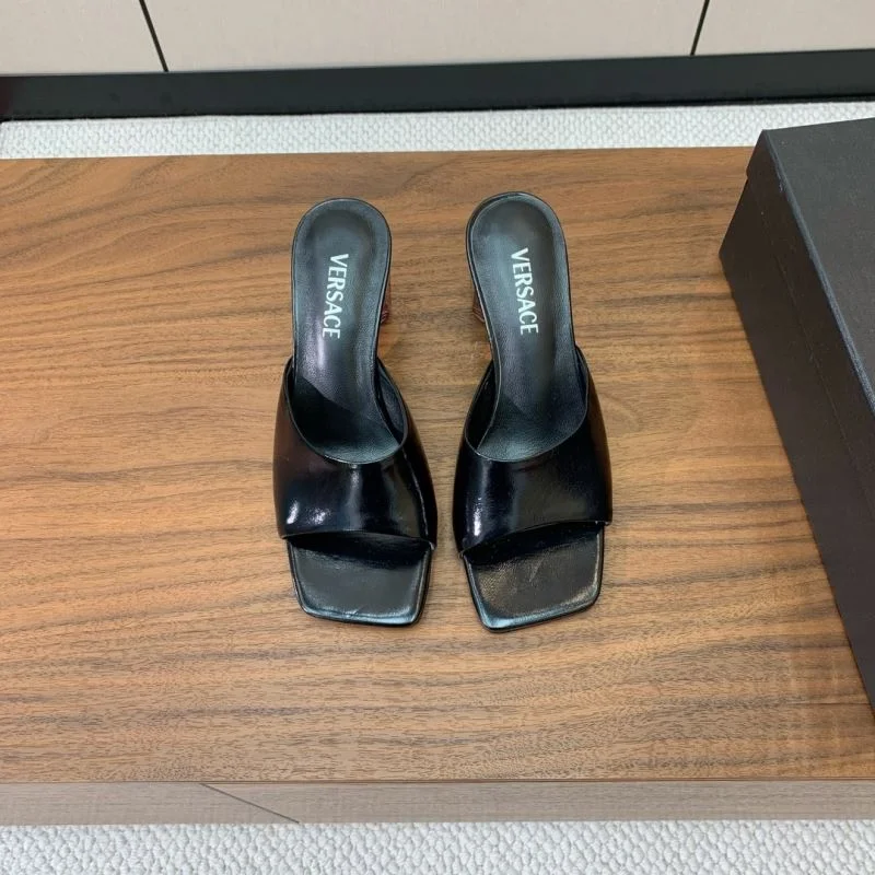 Comfortable Versace Slippers 37424