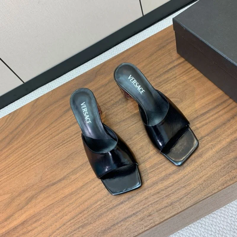 Comfortable Versace Slippers 37424