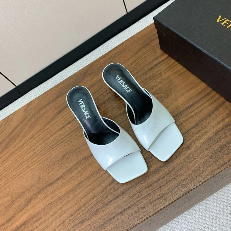 ModernLook Versace Slippers 37427