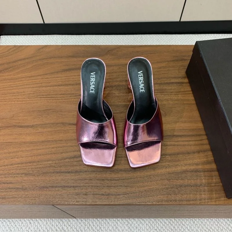 Versace Slippers Durable 37407
